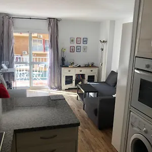 https://benalmadena-studio-minerva.1costadelsol.com