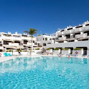 https://luxury-bungalow-in-costa-adeje.in-canary-islands.com